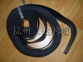 橡膠板的生產(chǎn)過程與技術(shù)解析